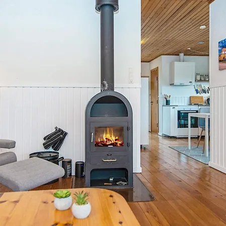 5 Person In Broager-by Traum * Broager